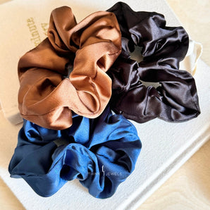 Scrunchies Dark